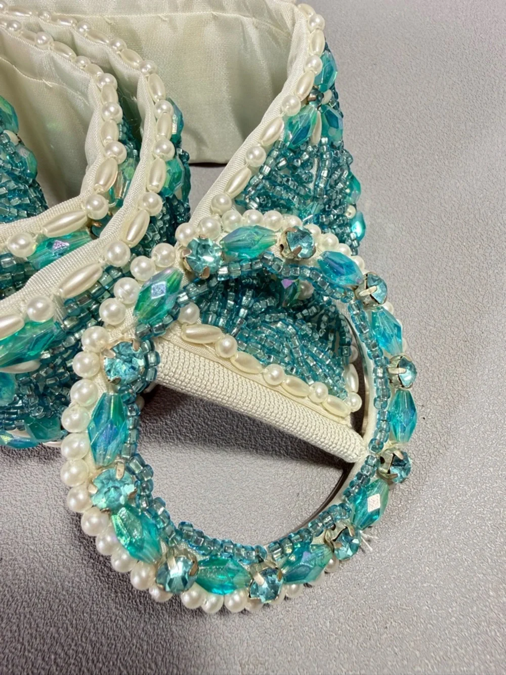 HARIELA'S Vintage Turquoise Floral Beaded Circle Buckle Statement Belt